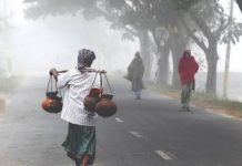 পঞ্চগড়ের তাপমাত্রা নেমেছে ১২ ডিগ্রিতে, রাতে বাড়ছে শীতের তীব্রতা।